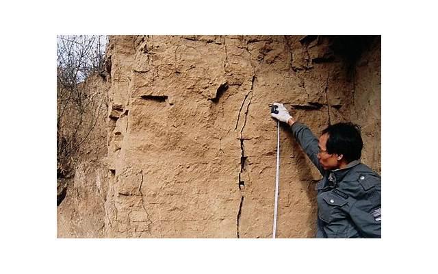 事实婚姻与非法同居的区别是哪些？