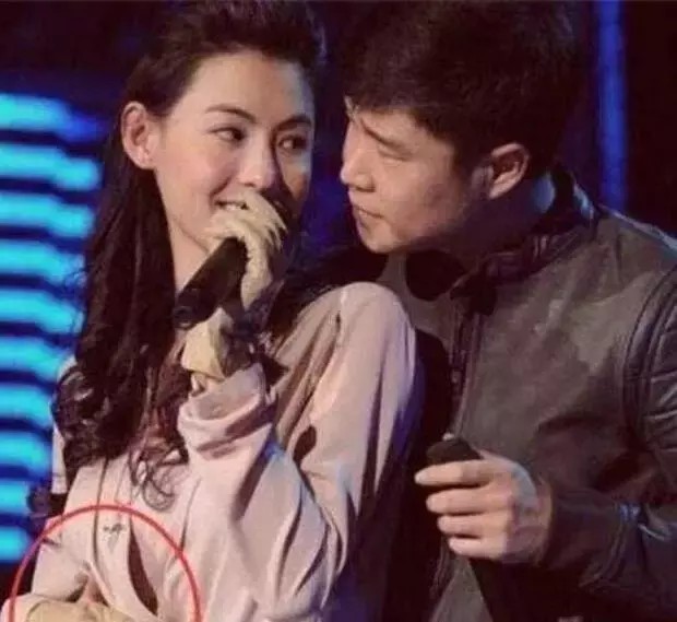 女星走光集锦分享(女星走光合集盘点)