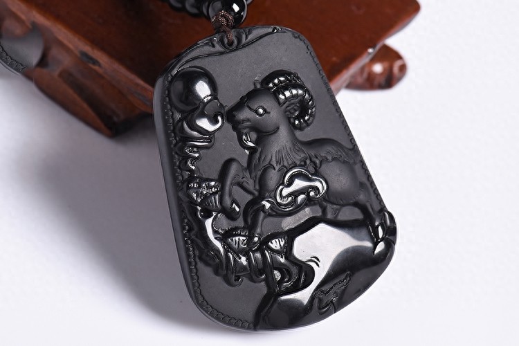 黑曜石的佩戴禁忌，黑曜石是不能乱戴的