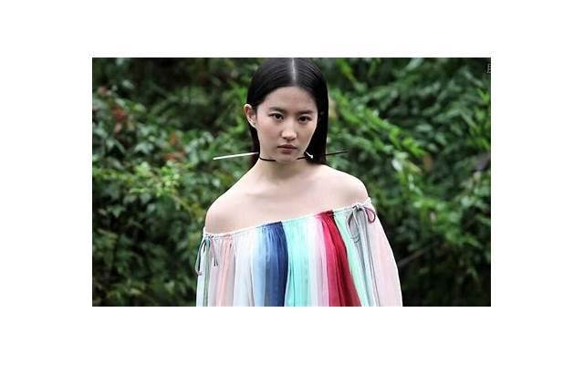 黄渤陈伟霆,黄渤、张艺兴和陈伟霆这春晚歌舞表演很过瘾 黄渤陈伟霆,黄渤、张艺兴和陈伟霆这春晚歌舞表演很过瘾