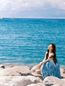 ​10个怎么拍都自然漂亮的手姿，让你不为手姿发愁，随手一拍都很美