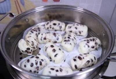 ​加水就能成功！自发粉做馒头，蓬松香甜不塌陷，轻松掌握技巧！