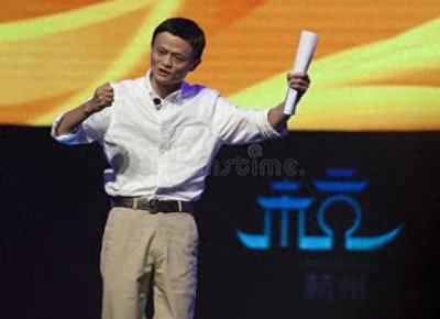 ​马云高调杀入房地产，楼市风云再起！搅局还是翻盘？