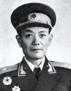 开国少将唐金龙:贺龙的爱将,1959年污蔑彭老总,1967年举枪自尽