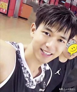 ​《亲爱的热爱的》番外：佟年的秘密日记2