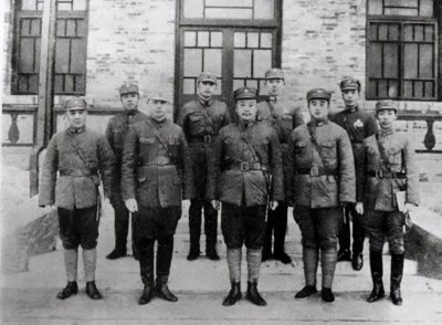 ​石友三，军阀中的“三姓家奴”，为何蒋介石派人活埋了他？