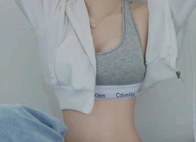 ​跟中年女人交往，她允许你碰这些地方，就是爱你入骨了