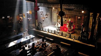 ​广德楼：与欧洲著名剧院同时期建成的老戏院