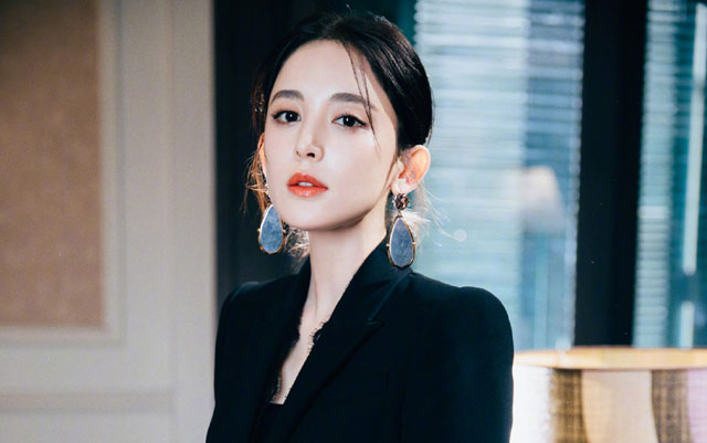 盘点内娱冷艳感十足的女星（长相冷艳的女星）