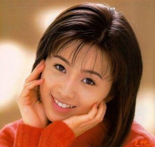 ​酒井法子纹身纹哪里 酒井法子蝴蝶纹身