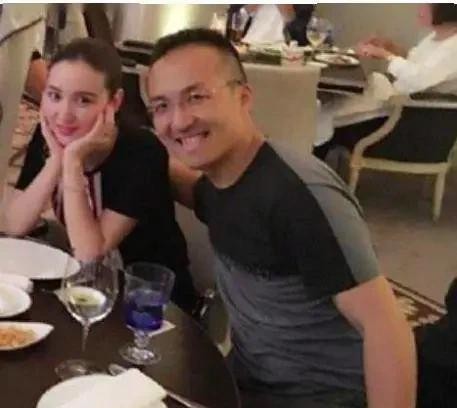 心术张萌资料介绍（道歉专业户张萌老公身份不简单）