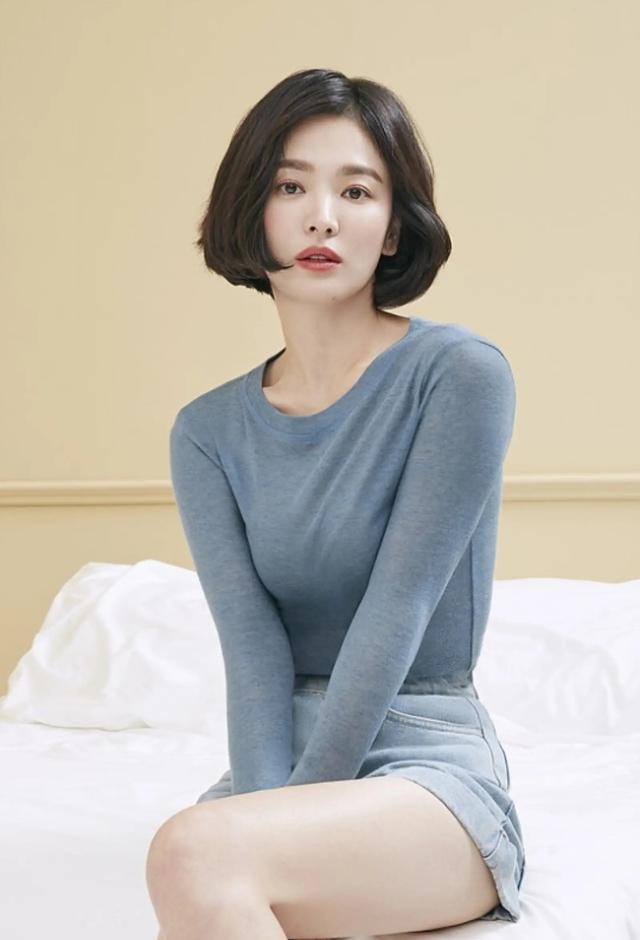 刘亚仁女朋友(宋慧乔刘亚仁他们的关系堪比灵魂伴侣)