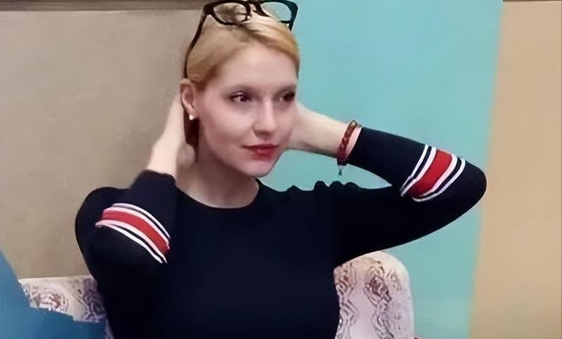 撒贝宁个人资料简历的图片（北大才子撒贝宁爱情事业双丰收）