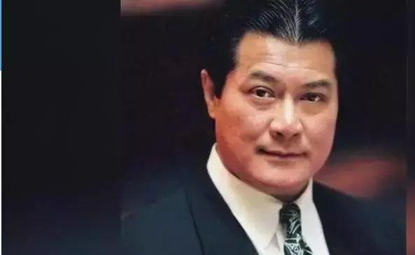 邓光荣和蓝洁瑛关系（2008年邓光荣当众羞辱郑少秋）