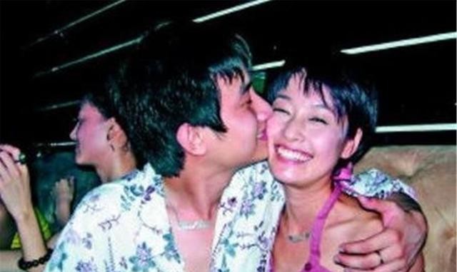 文章出轨姚笛是哪一年（2014年文章与姚笛婚外情）