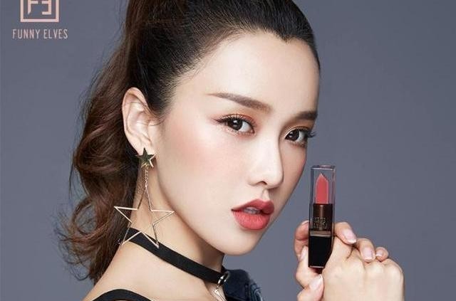 明星的口红为什么不掉色(为什么有的人涂口红不掉色)  第14张