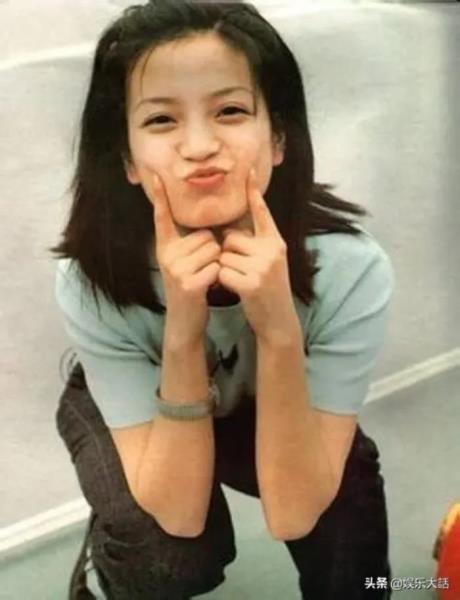 赵薇黄有龙结婚照（为何转身嫁给其貌不扬的黄有龙）(3)