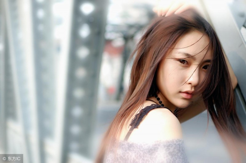 白天是狗晚上是丈夫（80后离角色越来越近）