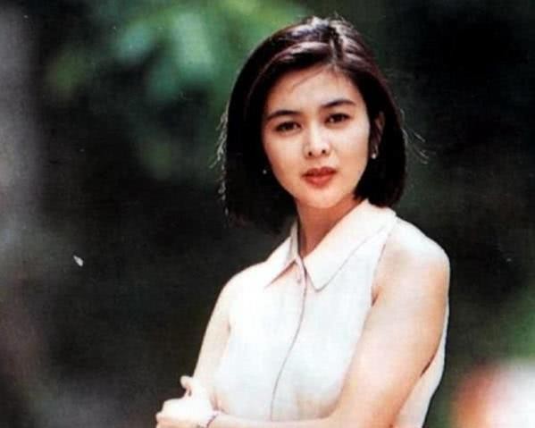 关之琳有几个孩子（关之琳两婚两离无儿无女）