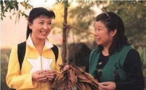 李静的老公是谁（演员李静丈夫患病后不离不弃）