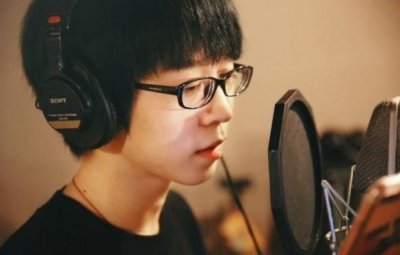 从王者一哥变身老赖的嗨氏现状如何?如今转战快手年入3000万