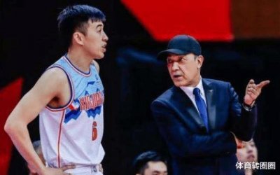 ​新疆主帅阿的江，妻子年过50仍年轻貌美，爱女阿迪娜娇媚如花！