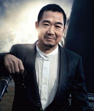 而与洪七公同样名号的