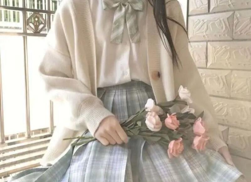 必学的撩汉技巧有哪些 怎么为女生的恋爱支招 必学的撩汉技巧有哪些 怎么为女生的恋爱支招