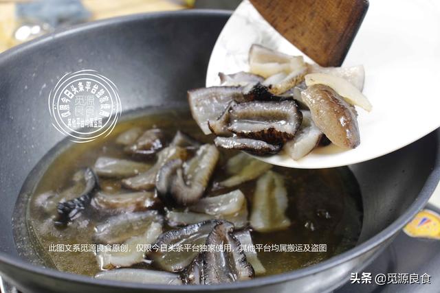 家常葱烧海参做法窍门(葱烧海参要不要焯水后红烧)(10)