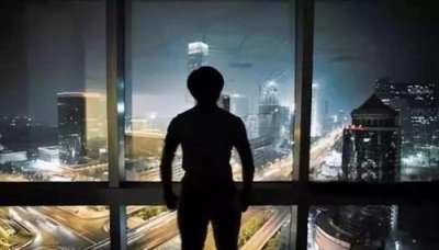 ​男人没工作整天在家里，整天待在家里不愿再找工作