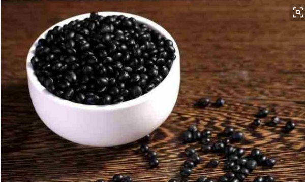 醋泡黑豆会不会过期,我泡了三年的陈醋泡黑豆还能吃吗图5