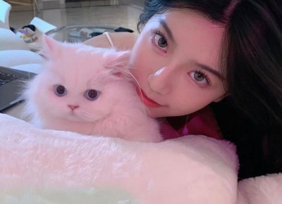 ​20岁少年爱上36岁女邻居(18岁少年爱上已婚女邻居)