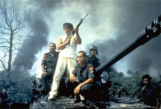 续集好看的香港电影有哪些(盘点续集比第一部好的7部港片)