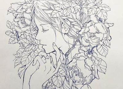 日本街头美女跪地求男友原谅