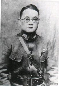 潘文华的内外活动