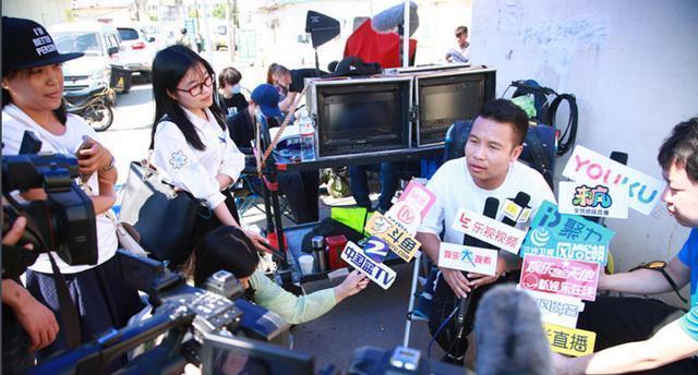 细数二龙湖浩哥，这些年拍过的电影