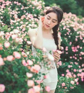 ​怎么梳一个简单又好看的发型（9款步骤很简单的梳发发型）