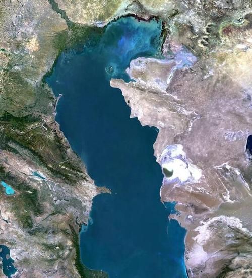 青海湖世界最大咸水湖