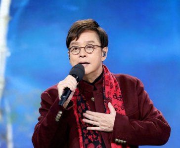 ​谭咏麟怎么也想不到，自己意外得来的私生子，已经开始为他争光