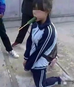 ​校园霸凌事件为何屡禁不止，捅私处，扒衣服，揪头发，扇耳光