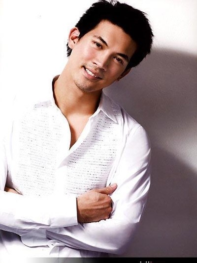 泰国男星“Ken”-一位儒雅的绅士帅哥！