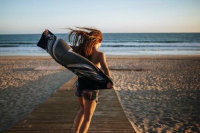 ​女朋友生气怎么哄，直男请这样哄生气的女友