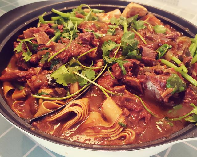 羊蝎子的10种做法(8种特色家庭羊蝎子美味做法)(5)