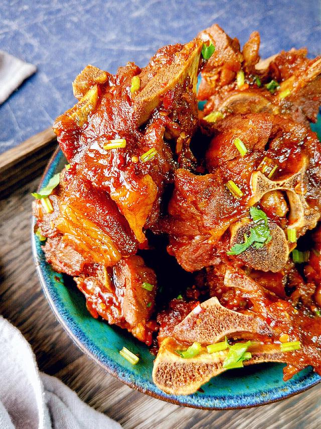 羊蝎子的10种做法(8种特色家庭羊蝎子美味做法)(3)