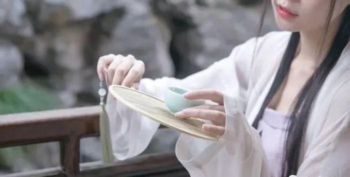 蓬瀛不可望,泉石且娱心