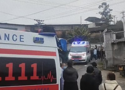 有人掉入化粪池,2人不幸身亡