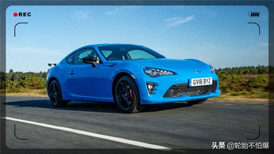 8辆深受车迷喜爱的双门轿跑，都是经典，你更爱哪一辆？