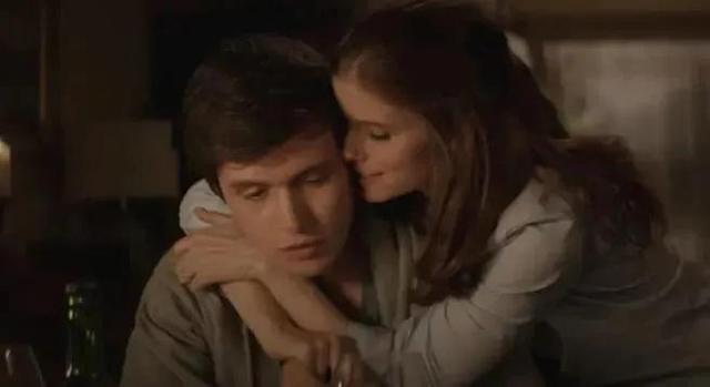 师生恋最好看的电影(这场师生之恋好看又刺激)(25)